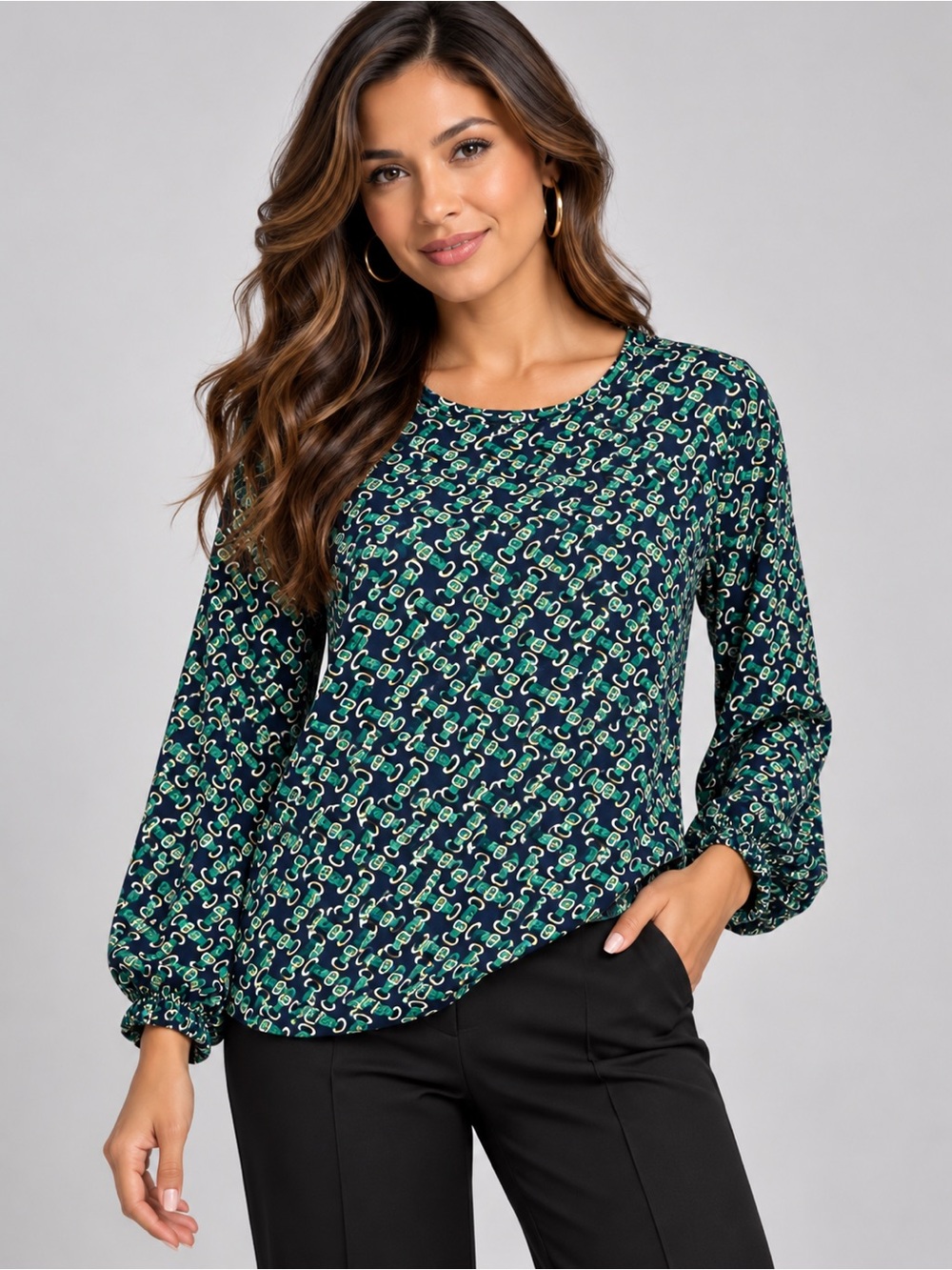 Zara Chain Belt Pattern Top Green
Gold Navy Long Sleeve XL